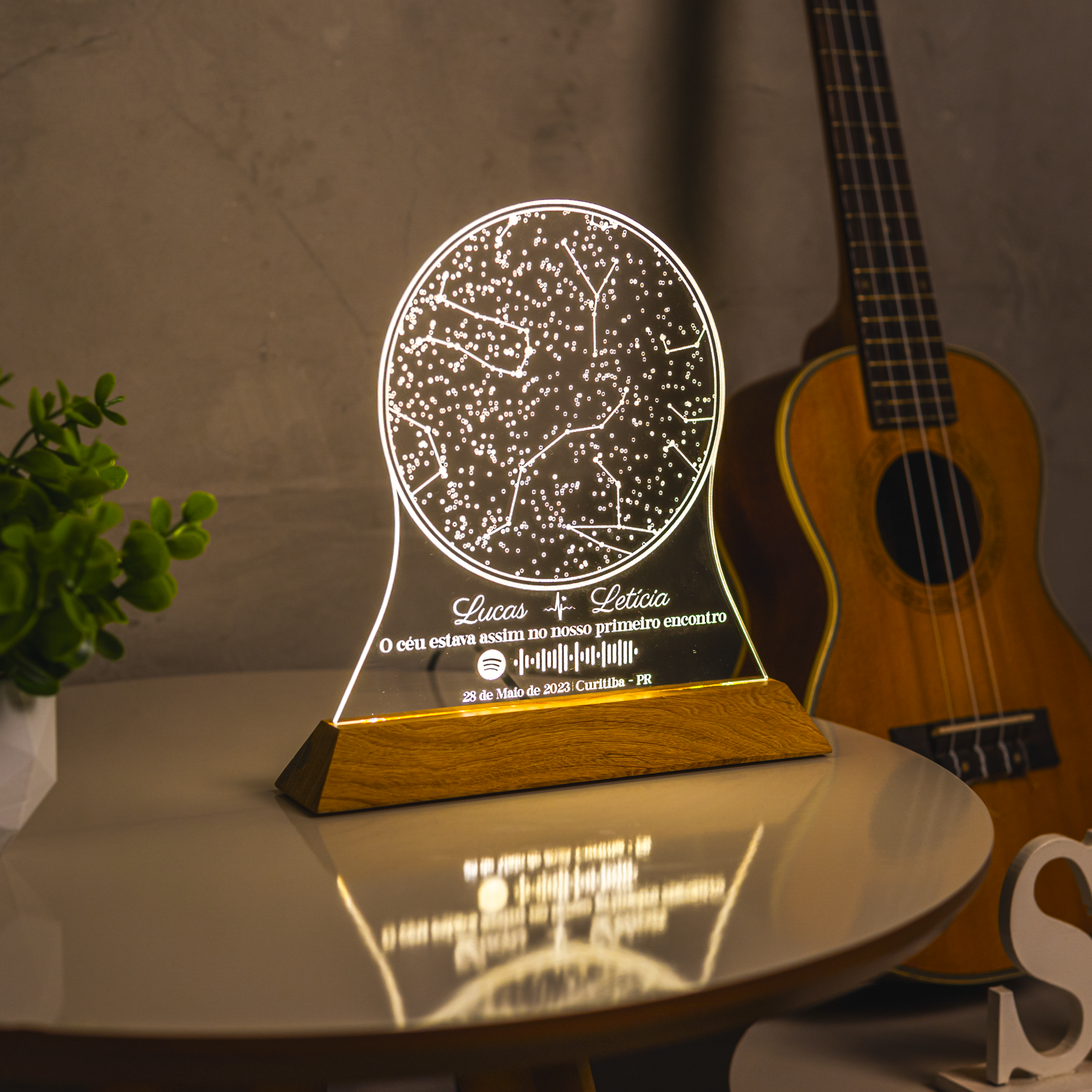 Luminária Mapa do Céu - Personalizada com Nomes, Frase, Música e Mapa do Momento Especial
